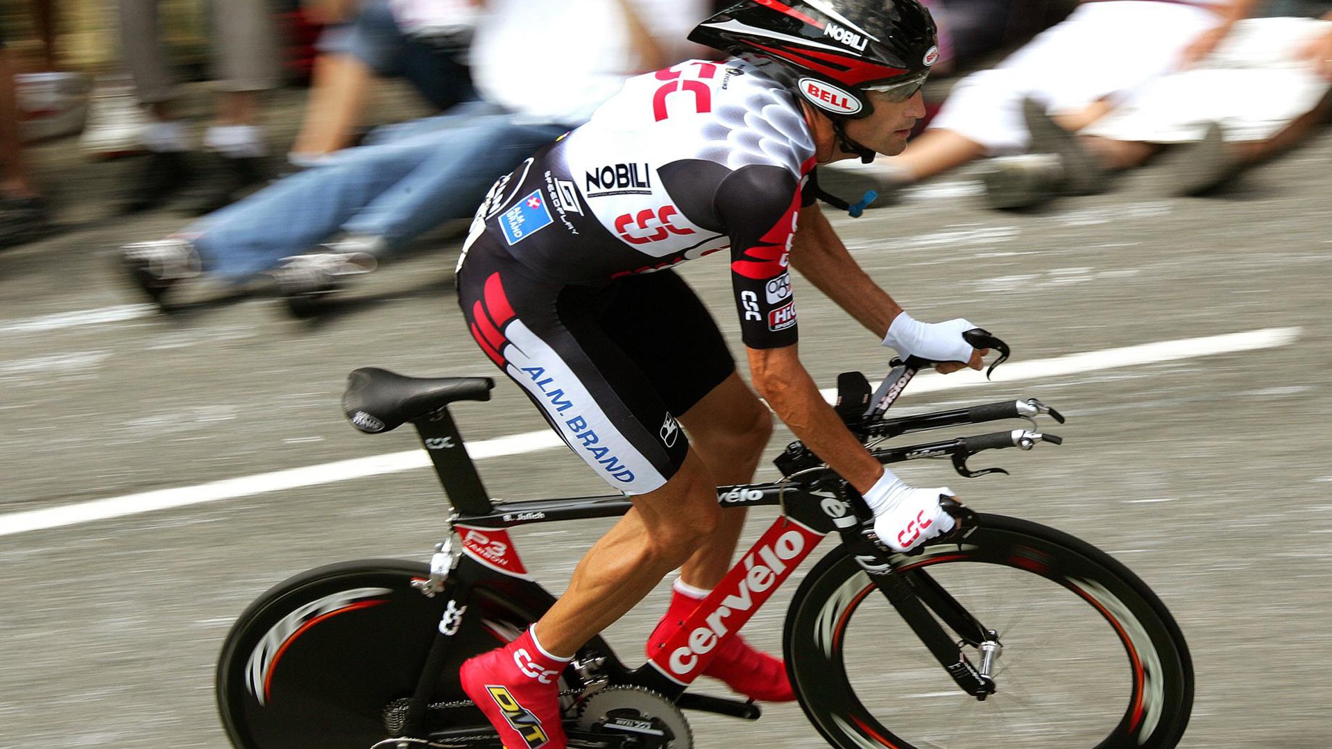 开云体育APP下载-戈贝尔之夜，当篮球场变成交响乐厅，他指挥了整场寂静的轰鸣