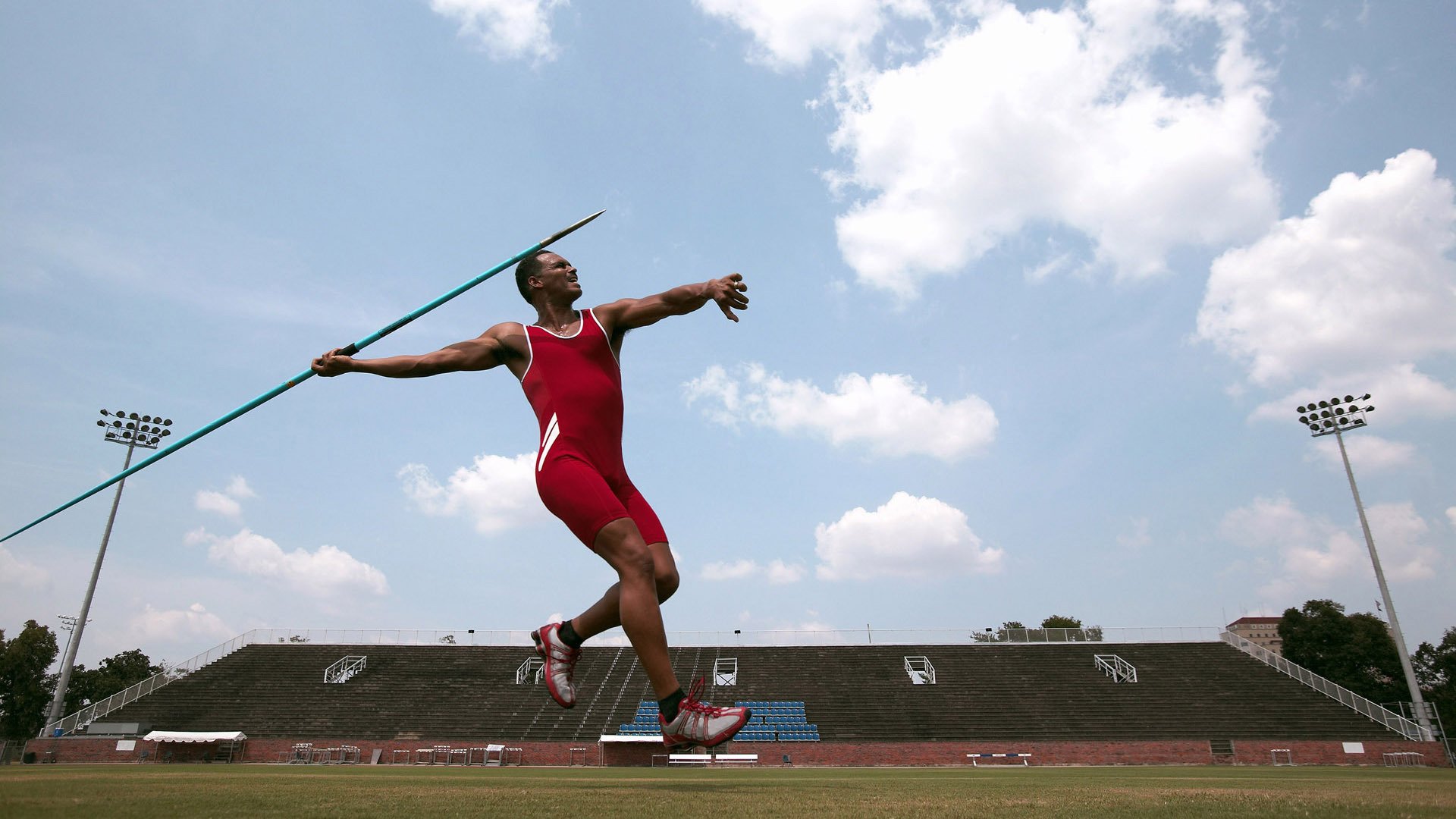 坎特冠军级表现，国际米兰如何成功封锁埃及梅西